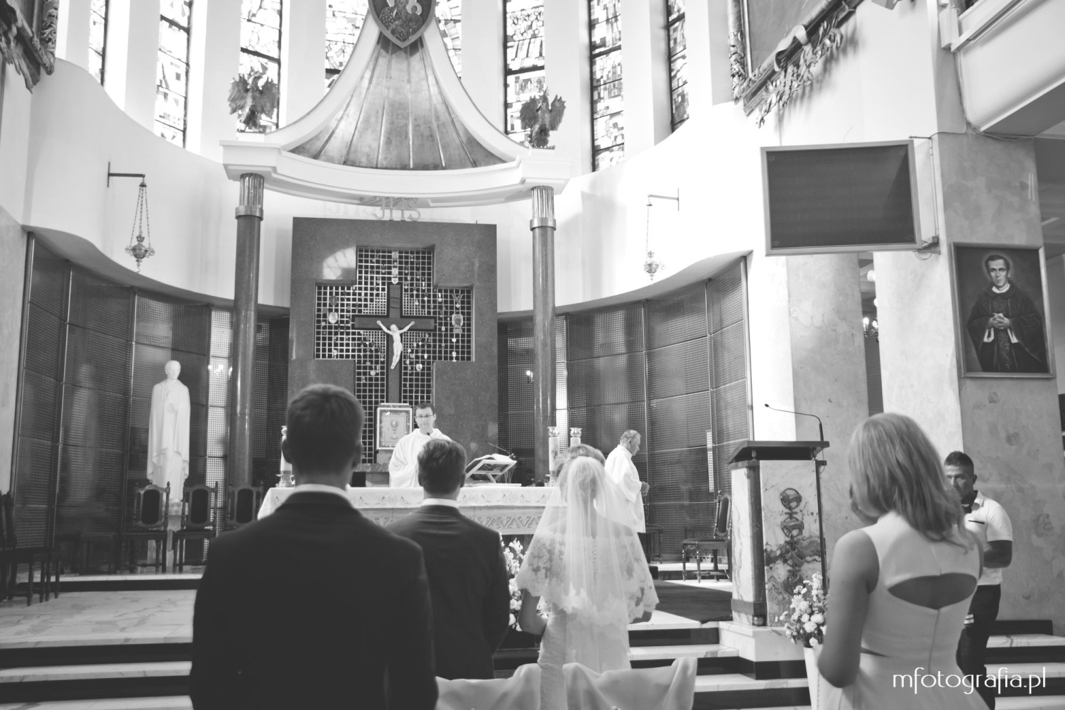fotografia ślubna w kościele w waw